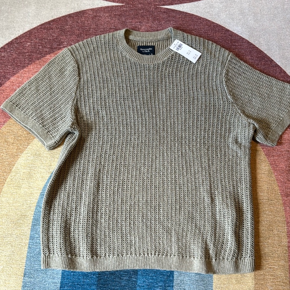 NWT A&F Sweater Tee
